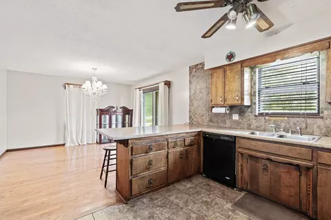 372 E Winter St, Columbia, MO 65202 photo 7