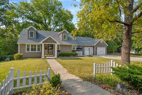 1248 Sunset Dr, Columbia, MO 65203