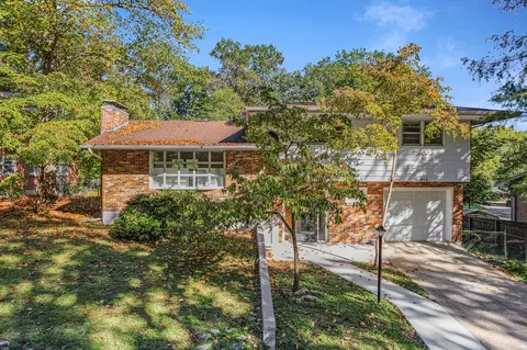 812 Maplewood Dr, Columbia, MO 65203