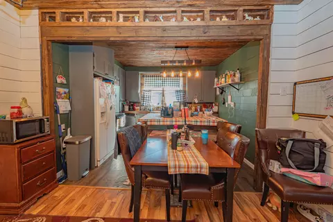 314 E 6th St, Salisbury, MO 65281 photo 7