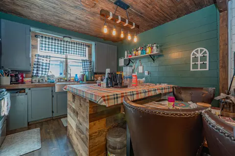314 E 6th St, Salisbury, MO 65281 photo 5