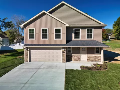 3233 Sagegrass Ct, Columbia, MO 65202