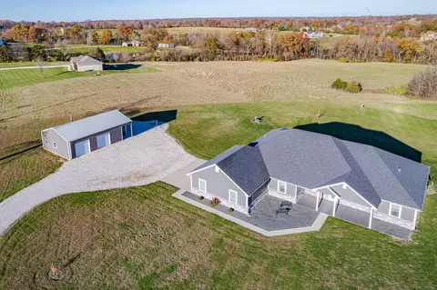 5333 Tebbetts Ridge Dr, Tebbetts, MO 65080 photo 1