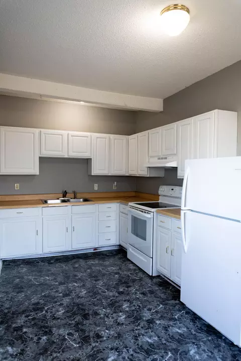 28 E Yerby St, Marshall, MO 65340 photo 17