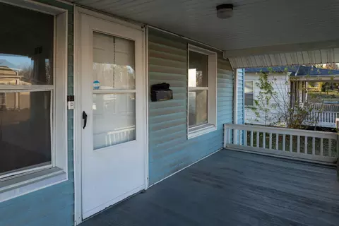 28 E Yerby St, Marshall, MO 65340 photo 5