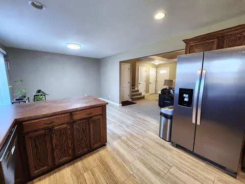 160 Saturn Ct, Holts Summit, MO 65043 photo 5