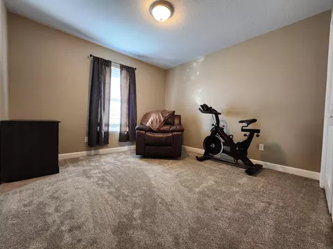 160 Saturn Ct, Holts Summit, MO 65043 photo 11