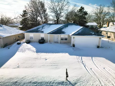1702 Typhoon Dr, Columbia, MO 65202