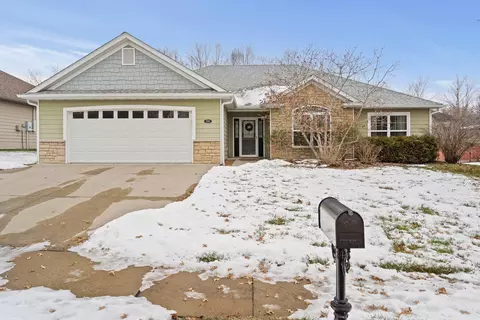 7006 Madison Creek Dr, Columbia, MO 65203