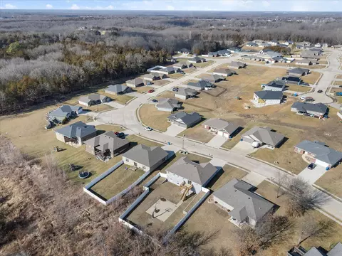 235 Davis Dr, Holts Summit, MO 65043 photo 58