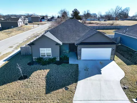 5158 Sicily Dr, Columbia, MO 65202