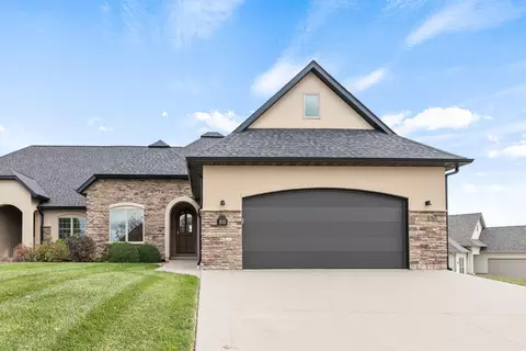 810 Sunstone Ln, Columbia, MO 65201