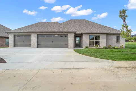 2026 Wes Milligan Ln, Columbia, MO 65201