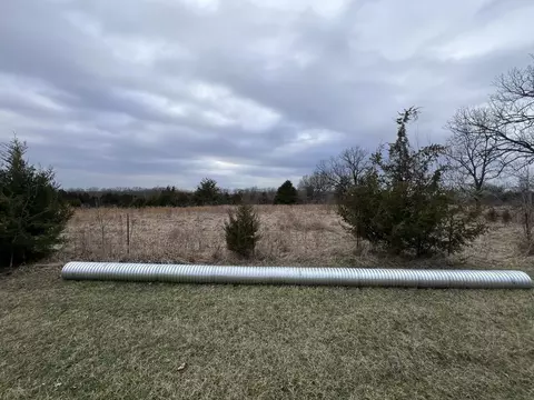5539 Sillivan Dr, Fulton, MO 65251 photo 2