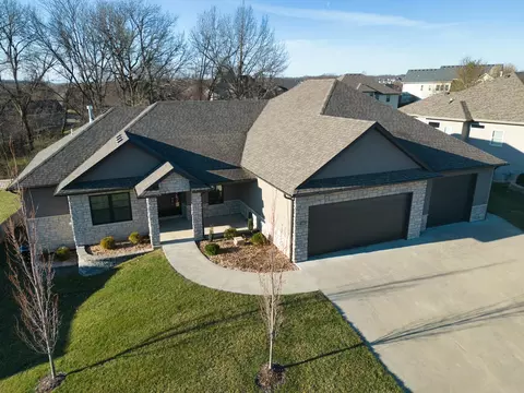 2308 Redmond Ct, Columbia, MO 65203