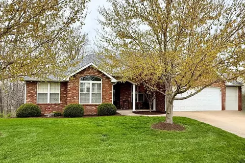 2509 St Regis Ct, Columbia, MO 65203