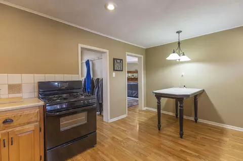 302 E 3rd St, Salisbury, MO 65281 photo 15
