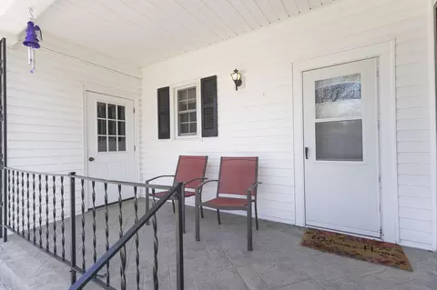 302 E 3rd St, Salisbury, MO 65281 photo 10