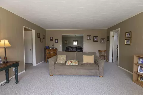 302 E 3rd St, Salisbury, MO 65281 photo 24