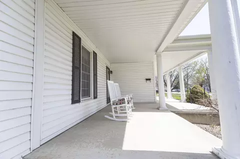 302 E 3rd St, Salisbury, MO 65281 photo 11
