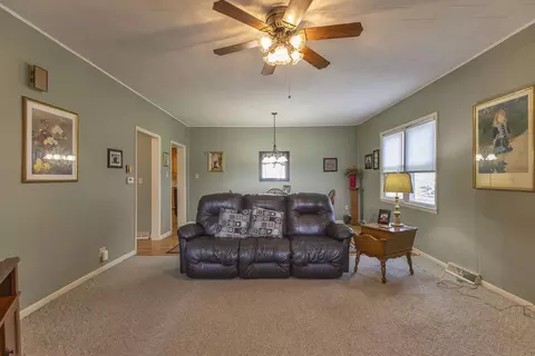 302 E 3rd St, Salisbury, MO 65281 photo 22