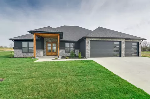 6301 Crooked Switch Ct, Columbia, MO 65201
