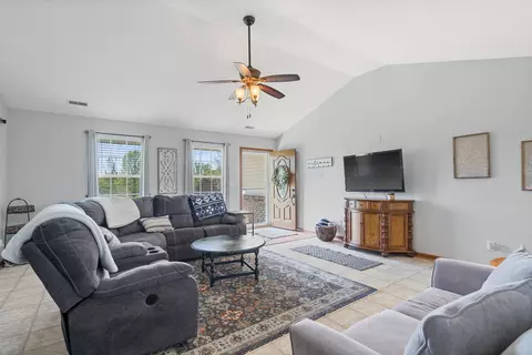 2973 E Buffalo Dr, Columbia, MO 65202 photo 6