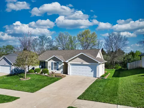 3411 Tuscany Rdg, Columbia, MO 65202