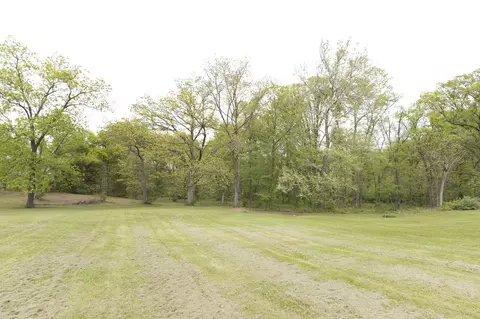 Exterior - 3179 County Rd, Moberly, MO 65270 photo 20 of 28