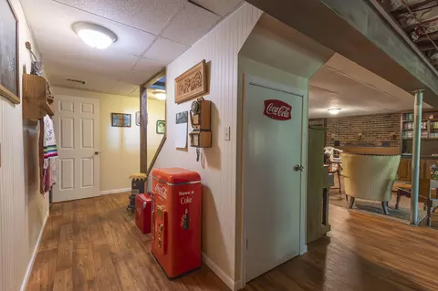 Entry Way - 3179 County Rd, Moberly, MO 65270 photo 6 of 6