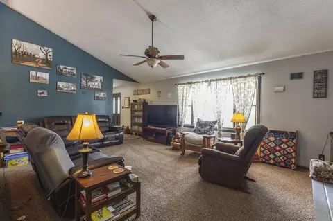 Living - 3179 County Rd, Moberly, MO 65270 photo 2 of 2