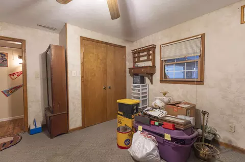 Bedroom - 3179 County Rd, Moberly, MO 65270 photo 14 of 15