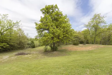Exterior - 3179 County Rd, Moberly, MO 65270 photo 22 of 28