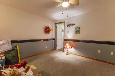 Bedroom - 3179 County Rd, Moberly, MO 65270 photo 12 of 15