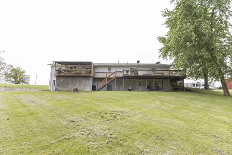 Exterior - 3179 County Rd, Moberly, MO 65270 photo 21 of 28