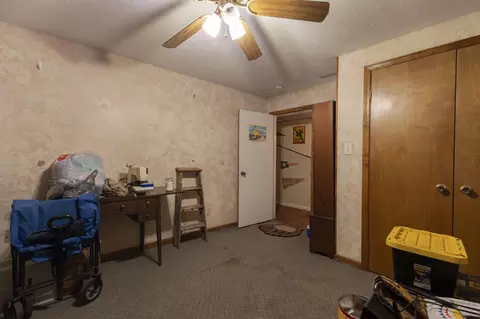 Bedroom - 3179 County Rd, Moberly, MO 65270 photo 15 of 15