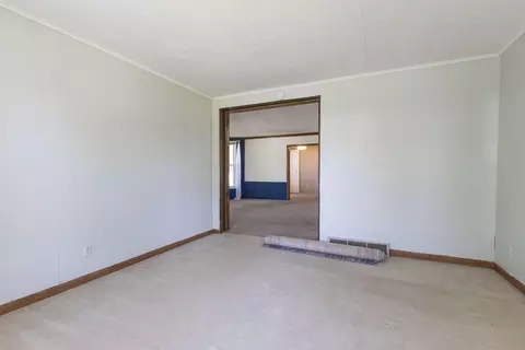 502 E 4th St, Salisbury, MO 65281 photo 29