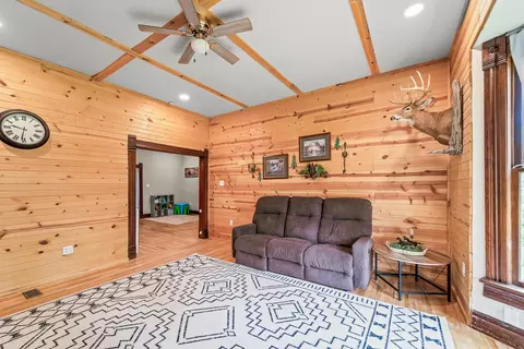 11986 County Road 485, Tebbetts, MO 65080 photo 8