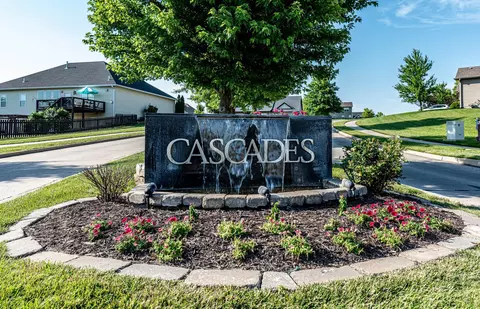 7104 Stanwood Dr, Columbia, MO 65203