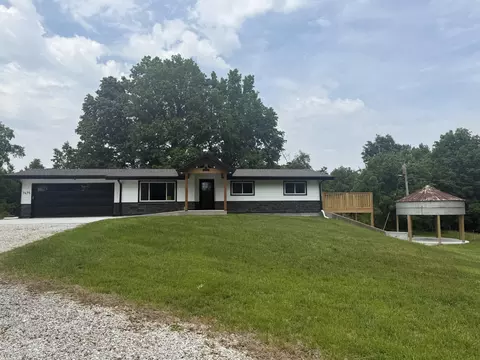 7475 E Lost Woods Ln, Centralia, MO 65240 photo 1