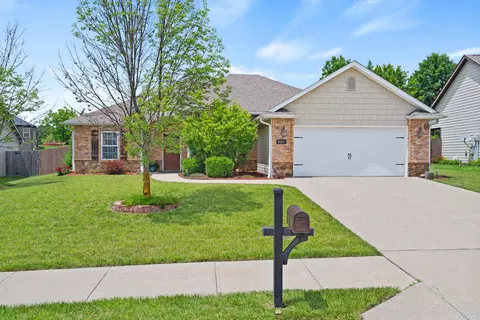 6003 Misty Springs Way, Columbia, MO 65202