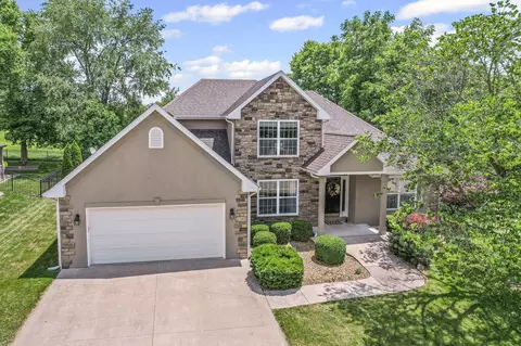 3202 S Rodeo Dr, Columbia, MO 65203
