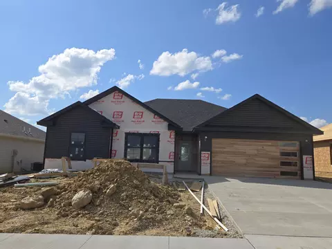 3235 Napoli Dr, Columbia, MO 65202