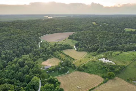 20200 S Jemerson Creek R, Hartsburg, MO 65039