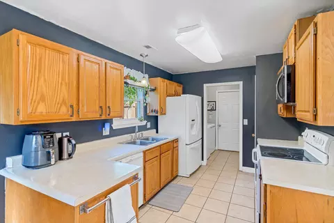 547 E Clearview Dr, Columbia, MO 65202 photo 9