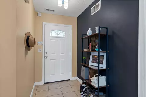 547 E Clearview Dr, Columbia, MO 65202 photo 2