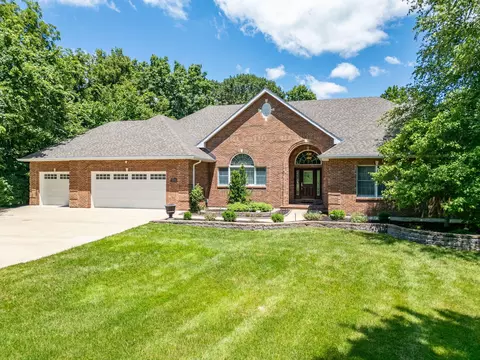 4205 Grant Ln, Columbia, MO 65203
