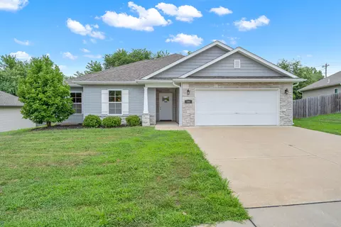 201 Copper Mountain Dr, Columbia, MO 65202