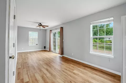 215 E Tully Ct, Columbia, MO 65202 photo 7