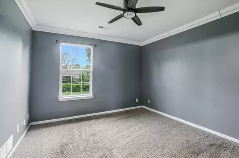 215 E Tully Ct, Columbia, MO 65202 photo 10